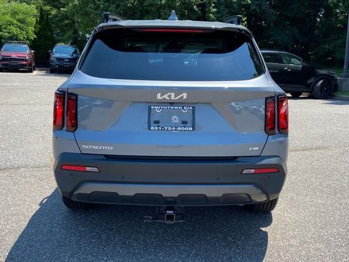Everlasting Silver 2023 Kia Sorento X-Line S