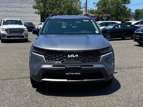 Everlasting Silver 2023 Kia Sorento X-Line S