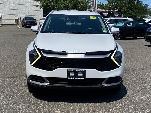 Glacial White Pearl 2023 Kia Sportage EX