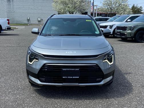2023 Kia Niro EX Touring