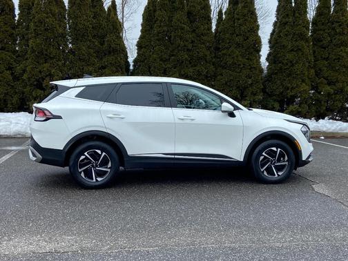 2023 Kia Sportage Hybrid LX