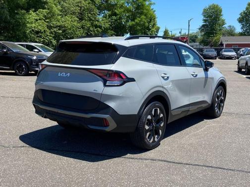 Wolf Gray 2023 Kia Sportage X-Line