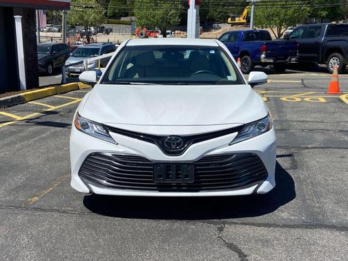 2018 Toyota Camry XLE