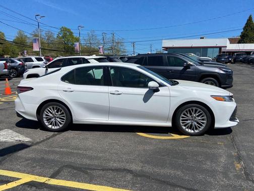 2018 Toyota Camry XLE