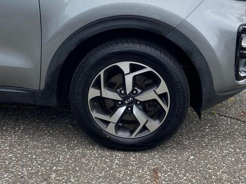 Steel Gray 2021 Kia Sportage LX