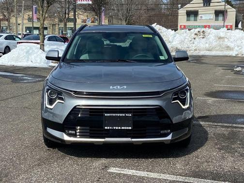 2024 Kia Niro EX Touring