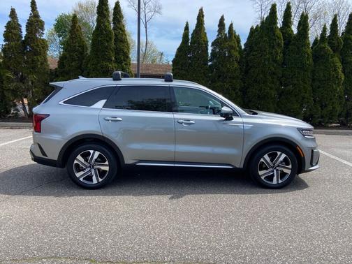 Steel Gray 2023 Kia Sorento Hybrid SX Prestige