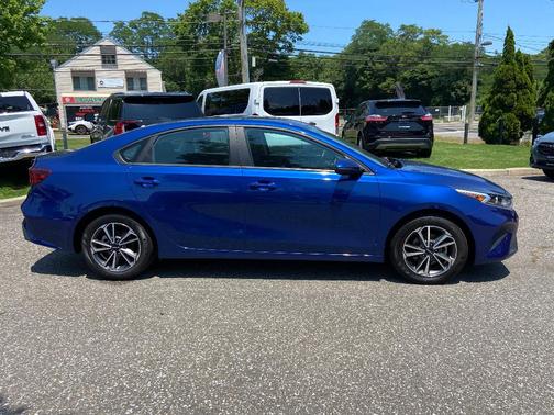 Deep Sea Blue 2023 Kia Forte LXS