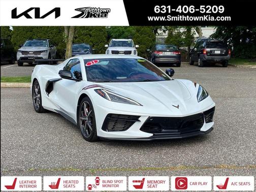 Arctic White 2021 Chevrolet Corvette Stingray w/3LT