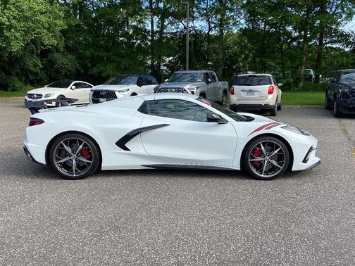 Arctic White 2021 Chevrolet Corvette Stingray w/3LT