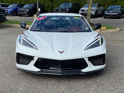 Arctic White 2021 Chevrolet Corvette Stingray