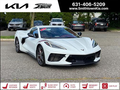 Arctic White 2021 Chevrolet Corvette Stingray