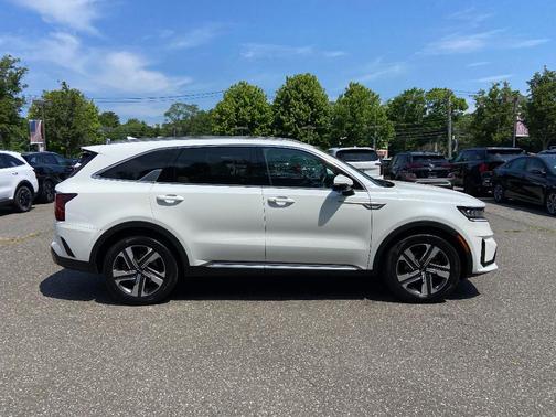 Snow White Pearl 2023 Kia Sorento Hybrid SX Prestige