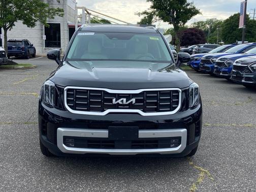 Ebony Black 2024 Kia Telluride SX