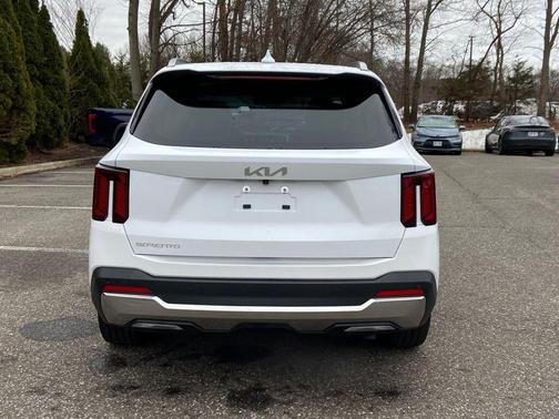 2025 Kia Sorento SX