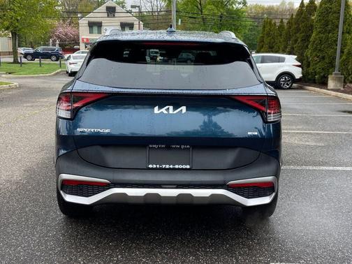 Blue 2023 Kia Sportage Hybrid EX