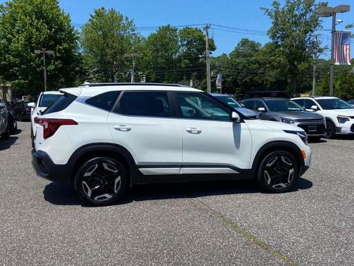 2024 Kia Seltos SX