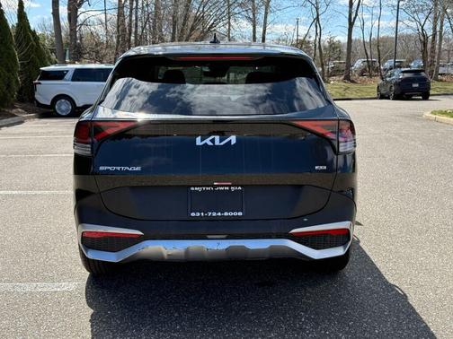 Fusion Orange 2024 Kia Sportage LX