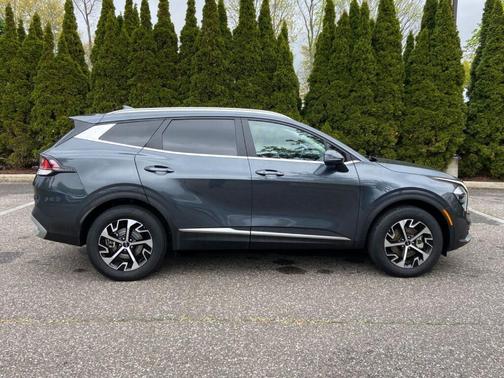 Gravity Gray 2023 Kia Sportage EX