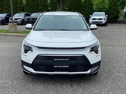 Snow White Pearl 2024 Kia Niro Plug-In Hybrid EX