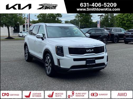 Glacial White Pearl 2022 Kia Telluride S