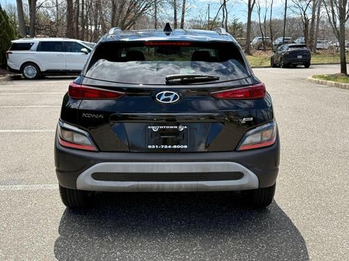 Ultra Black 2022 Hyundai KONA SEL