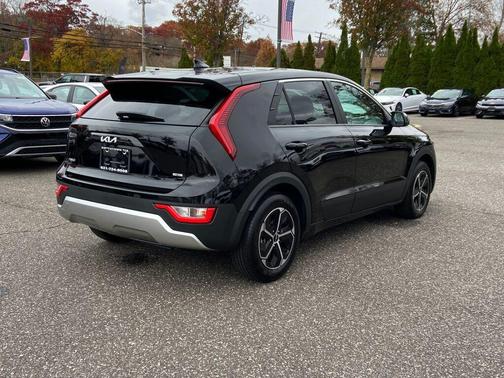 2024 Kia Niro LX