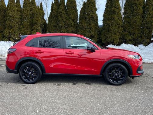 2025 Honda HR-V Sport