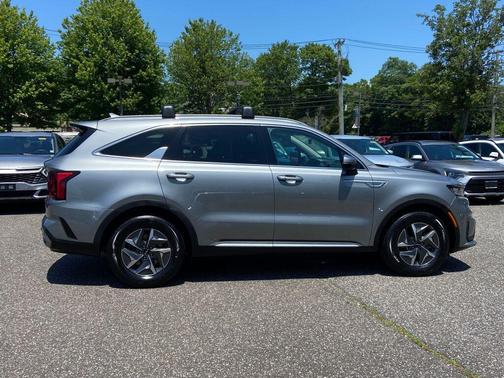 2022 Kia Sorento Hybrid S