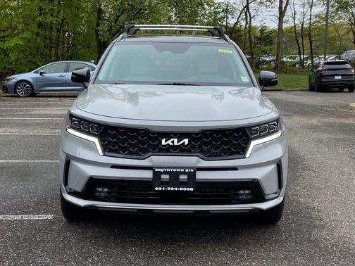 Wolf Gray 2023 Kia Sorento SX