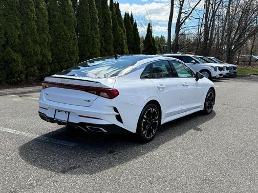 Glacial White Pearl 2022 Kia K5 GT-Line