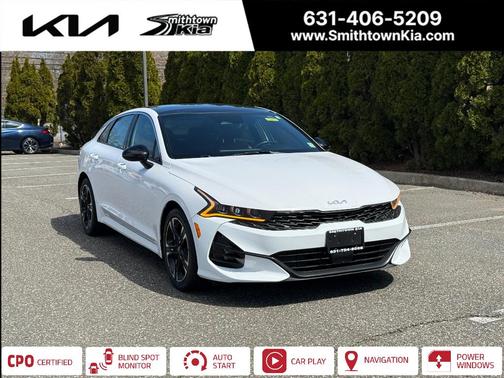 Glacial White Pearl 2022 Kia K5 GT-Line