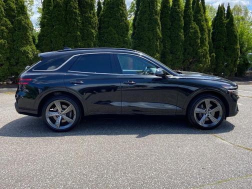Vik Black 2023 Genesis GV70 2.5T