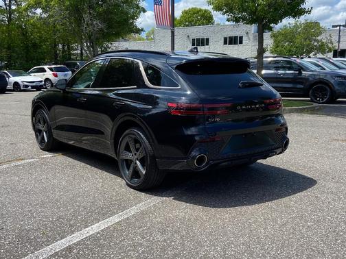 Vik Black 2023 Genesis GV70 2.5T