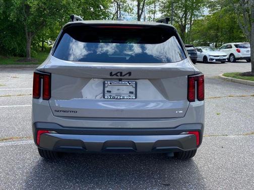 Brown 2025 Kia Sorento X-Line EX