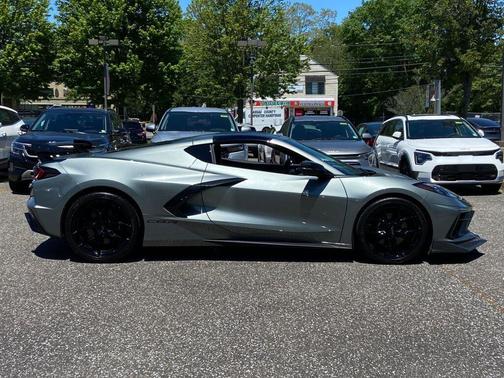 2024 Chevrolet Corvette Stingray w/1LT