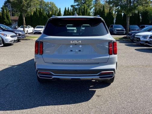2022 Kia Sorento SX