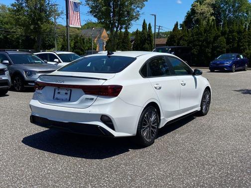 2022 Kia Forte GT-Line