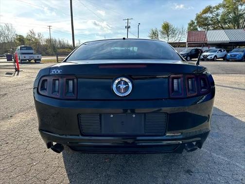 2014 Ford Mustang V6