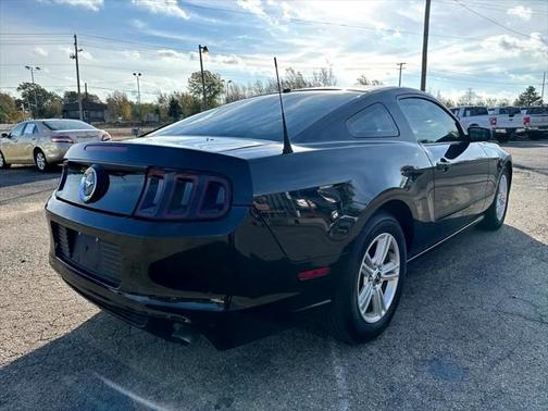 2014 Ford Mustang V6