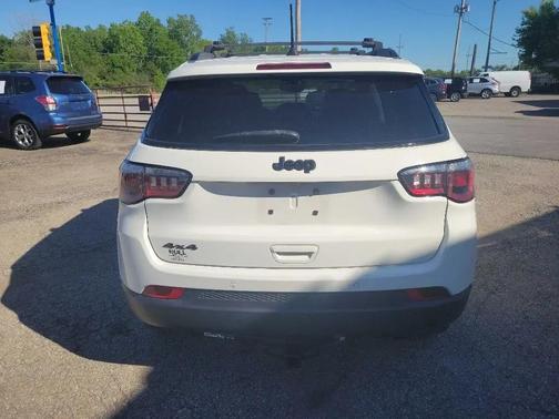 White Clearcoat 2019 Jeep Compass Upland Edition 4x4