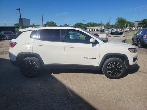 White Clearcoat 2019 Jeep Compass Upland Edition 4x4
