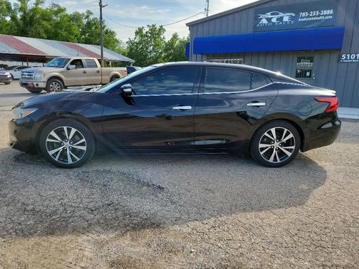 BLACK 2017 Nissan Maxima 3.5 SL