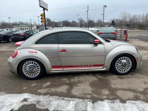 2015 Volkswagen Beetle DSG 2.0L TDI w/Sun/Sound/Nav