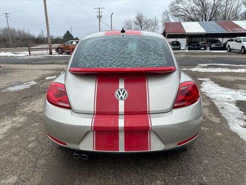 2015 Volkswagen Beetle DSG 2.0L TDI w/Sun/Sound/Nav