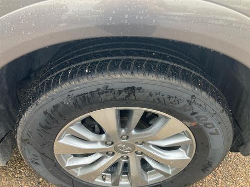 2016 INFINITI QX80 Base