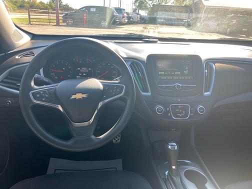 2017 Chevrolet Malibu 1LS