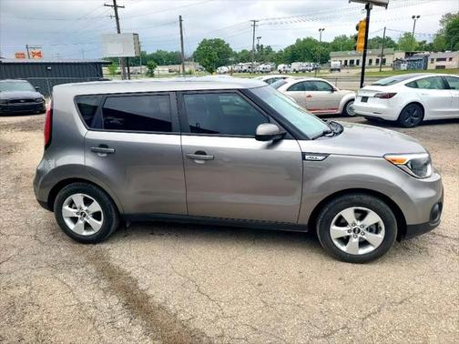 2017 Kia Soul Base