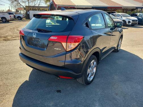 2017 Honda HR-V LX