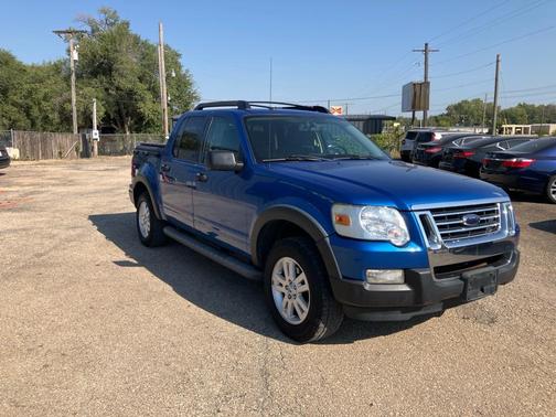 2010 Ford Explorer Sport Trac XLT